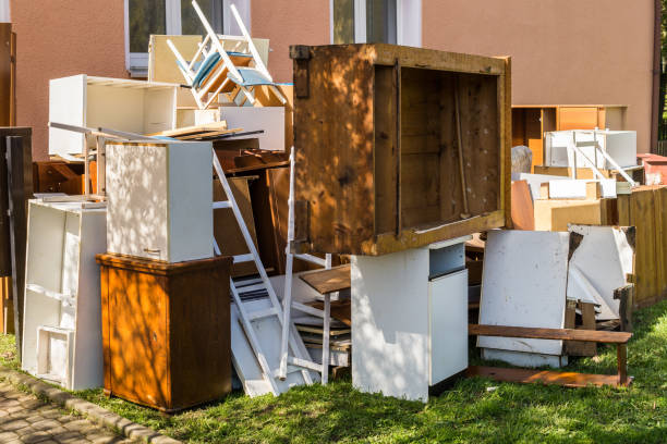 Best Mattress Disposal  in Belding, MI