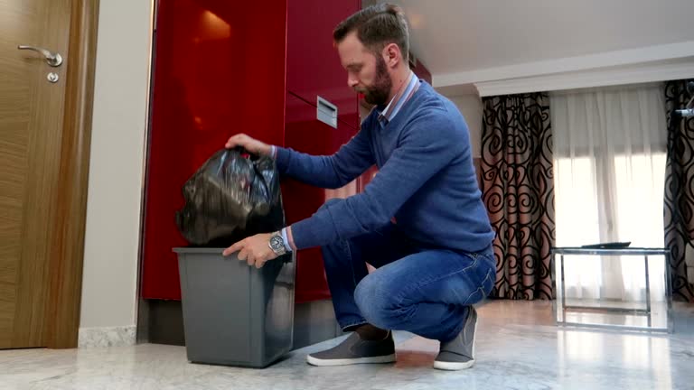 Best Retail Junk Removal  in Belding, MI